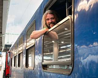 RDC EuroNight steht am Bahnhof "Stockholm Central" zur Abfahrt bereit.