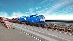 RDC Lok auf der Levensauer Hochbrücke